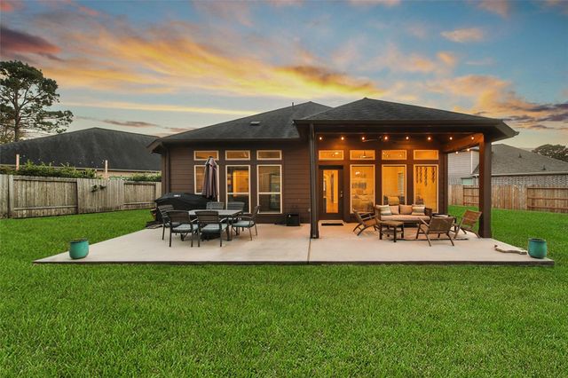 119 Mayhaven Court, Montgomery, TX 77316