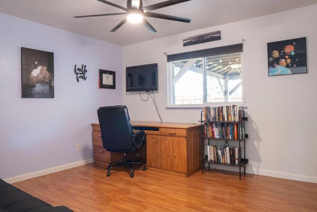 121 Magnolia Avenue, Clovis, CA 93611