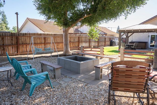 121 Magnolia Avenue, Clovis, CA 93611