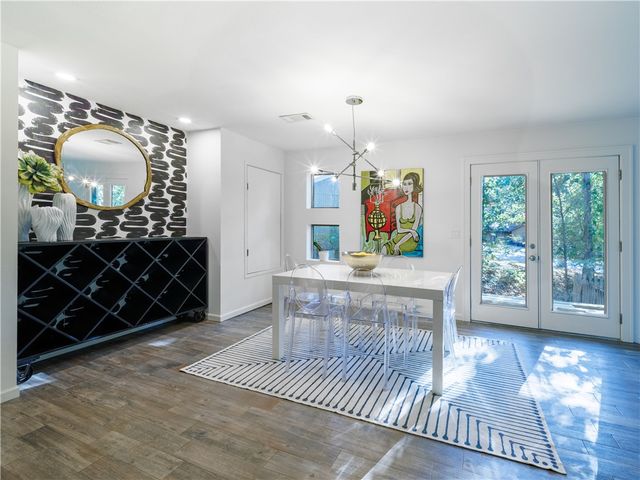 3215 Wroxton Court, Fayetteville, AR 72703