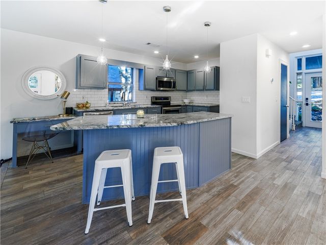 3215 Wroxton Court, Fayetteville, AR 72703