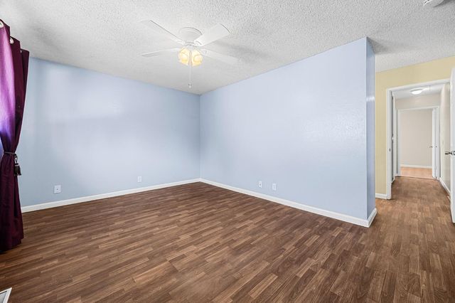 3 Stallion Ct, Oroville, CA 95966