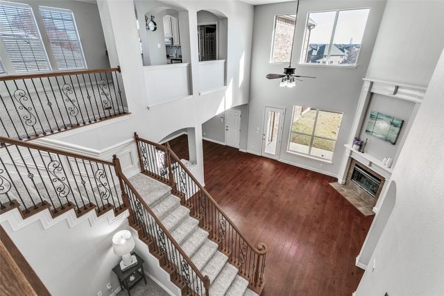 869 Winchester Drive, Lewisville, TX 75056