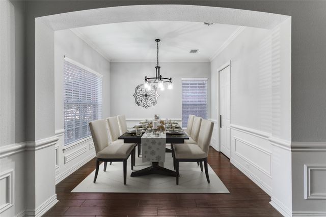 869 Winchester Drive, Lewisville, TX 75056