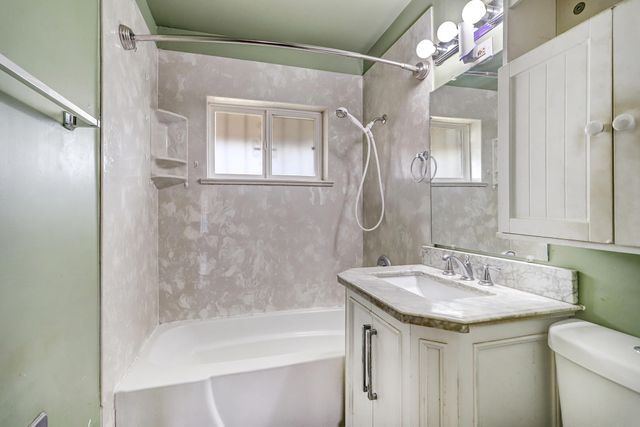 544 Cagua Drive SE, Albuquerque, NM 87108