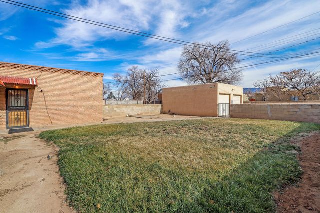 544 Cagua Drive SE, Albuquerque, NM 87108