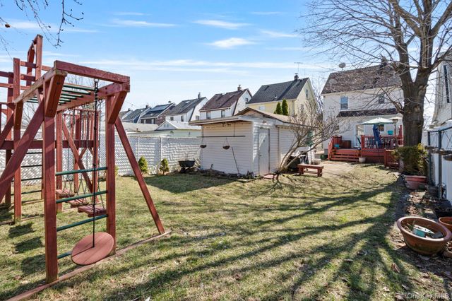 24011 88th Avenue, Bellerose, NY 11426