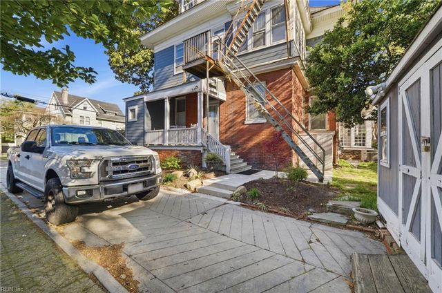 1055 Cambridge Cres Apt 4, Norfolk, VA 23508