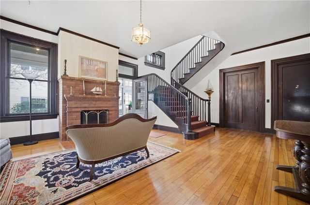 1055 Cambridge Cres Apt 4, Norfolk, VA 23508