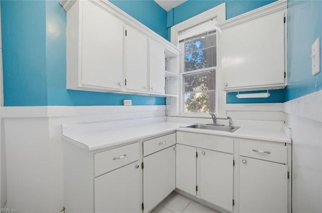 1055 Cambridge Cres Apt 4, Norfolk, VA 23508