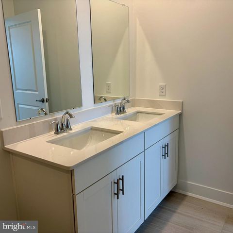 2201 JACOB FRANCIS WAY, Titusville, NJ 08560