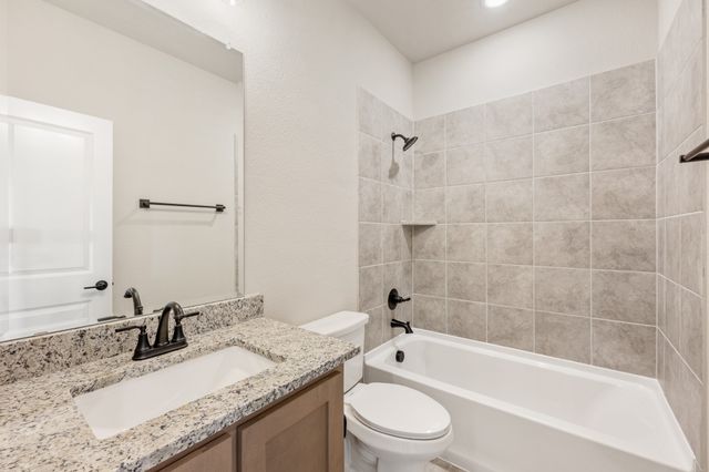 1212 Winona Street, Desoto, TX 75115