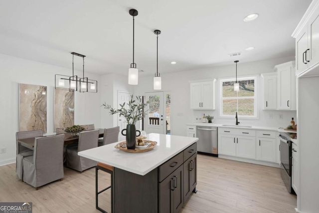 3705 Ronny Way, Gainesville, GA 30506