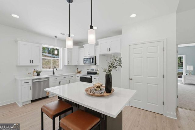 3705 Ronny Way, Gainesville, GA 30506