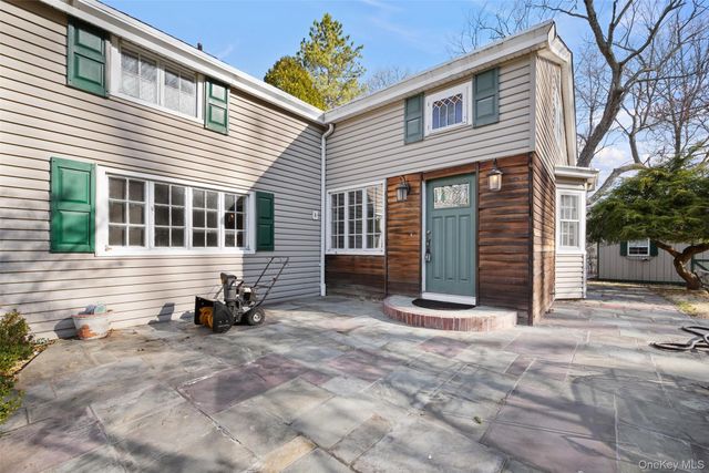 75 Old Minisink Trail, Goshen, NY 10924