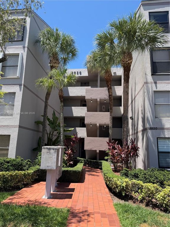 8820 SW 132nd Pl 405D-S, Miami, FL 33186