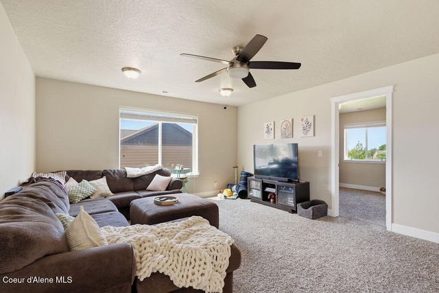 2028 N Ivory LN, Post Falls, ID 83854