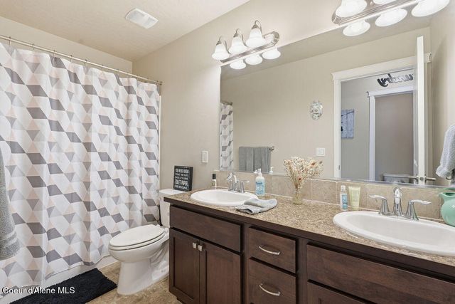 2028 N Ivory LN, Post Falls, ID 83854