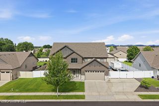 2028 N Ivory LN, Post Falls, ID 83854