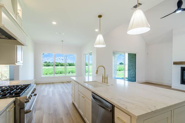 5270 Sunset Road, Caddo Mills, TX 75135