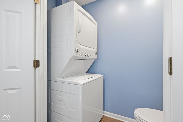 7447 Country Brook Drive, Indianapolis, IN 46260