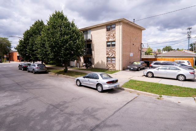 7500 W Addison Street 1-S, Chicago, IL 60634