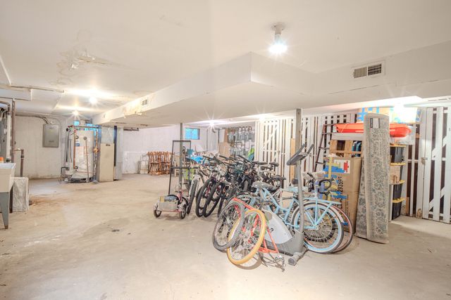 7500 W Addison Street 1-S, Chicago, IL 60634