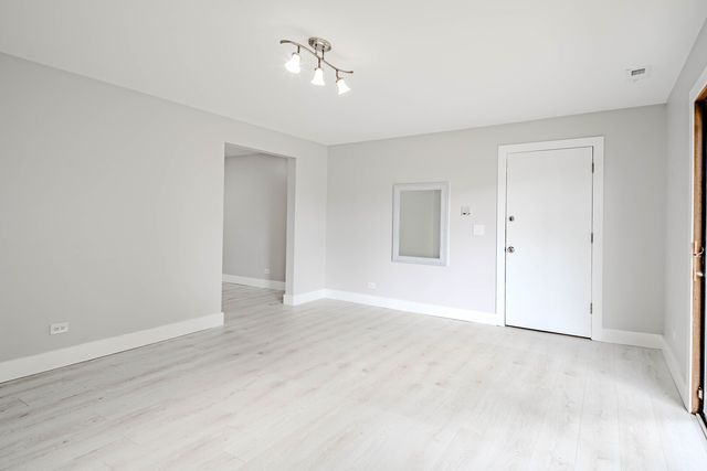 7500 W Addison Street 1-S, Chicago, IL 60634