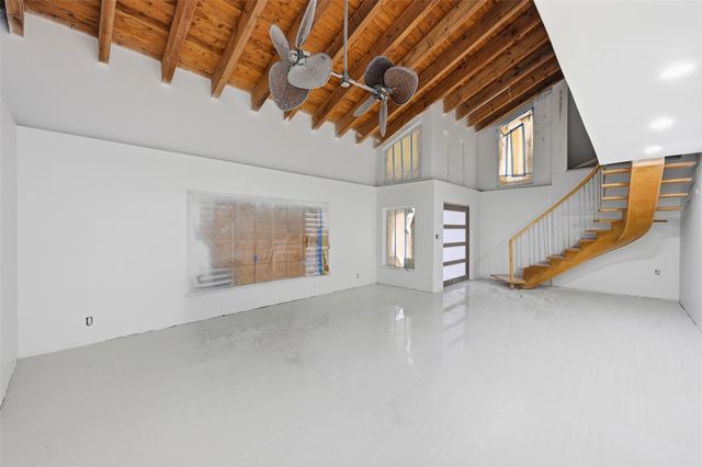 2026 NE 32nd Ave, Fort Lauderdale, FL 33305