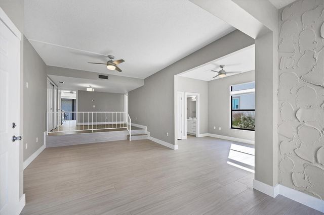 500 PARK BOULEVARD S 116, Venice, FL 34285