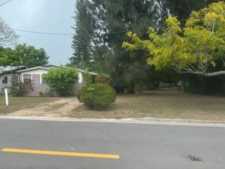 2605 Avenue F, Fort Pierce, FL 34947