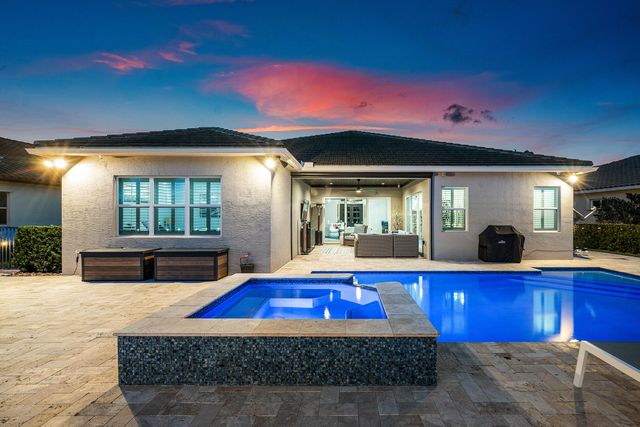 2521 Vicara Court, Royal Palm Beach, FL 33411