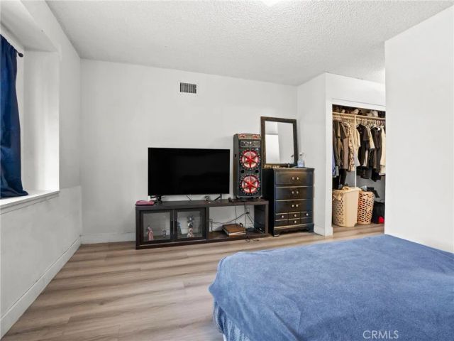 2795 W Victoria St, Rialto, CA 92376