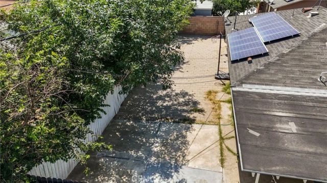 2795 W Victoria St, Rialto, CA 92376