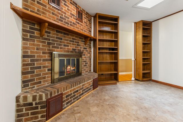 807 Holbrook Circle, Fort Walton Beach, FL 32547