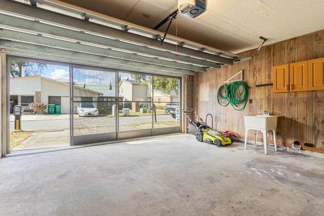 807 Holbrook Circle, Fort Walton Beach, FL 32547