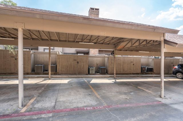 9910 Royal Lane 1105, Dallas, TX 75231