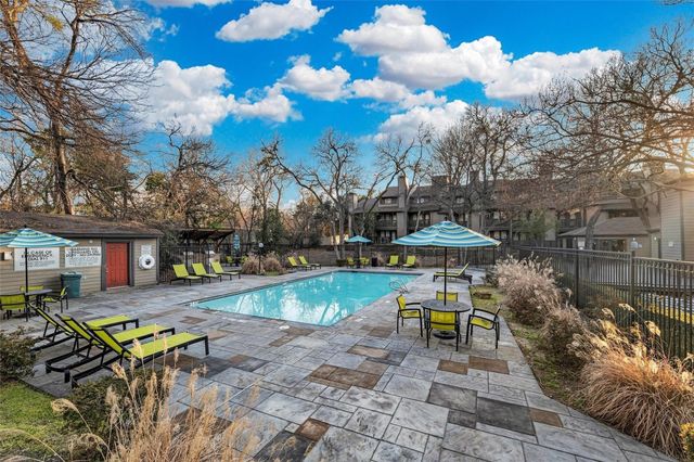 9910 Royal Lane 1105, Dallas, TX 75231