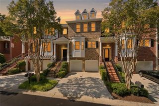 5858 Riverstone Circle 13, Atlanta, GA 30339