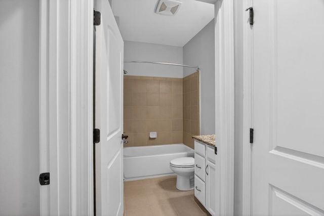 4185 Celbridge Pass, Cumming, GA 30040