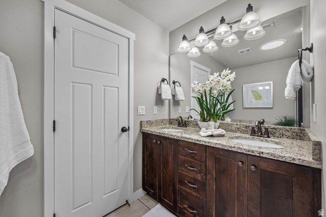 2471 W FIELD STONE WAY, Layton, UT 84041