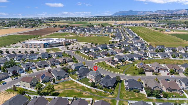 2471 W FIELD STONE WAY, Layton, UT 84041