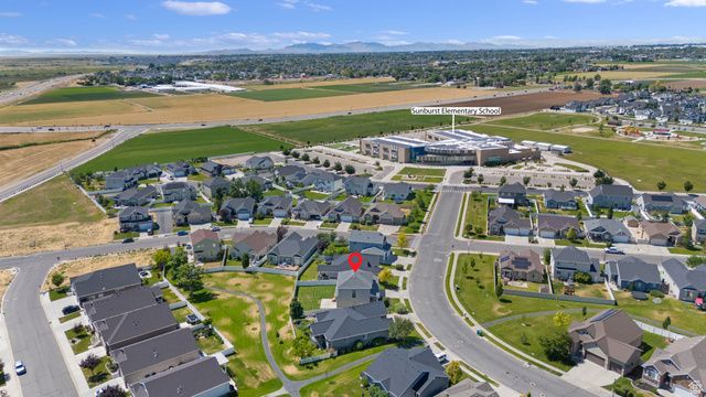 2471 W FIELD STONE WAY, Layton, UT 84041