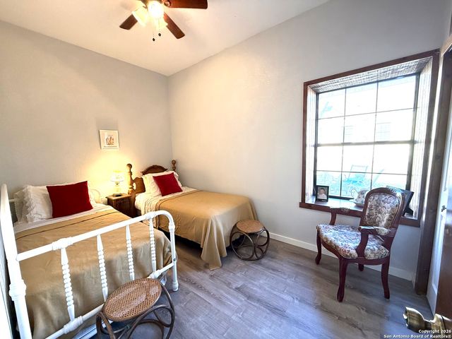 1 Mackenzie, Brackettville, TX 78832