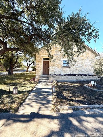 1 Mackenzie, Brackettville, TX 78832