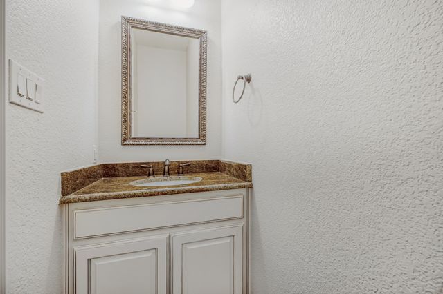 808 Lake Vista Place, Coppell, TX 75019