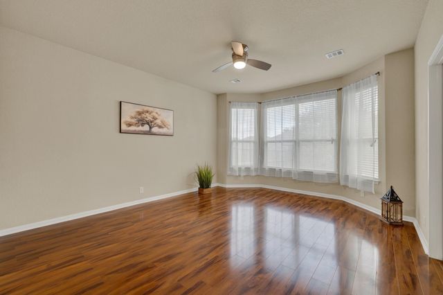 102 Wisteria WAY, San Marcos, TX 78666