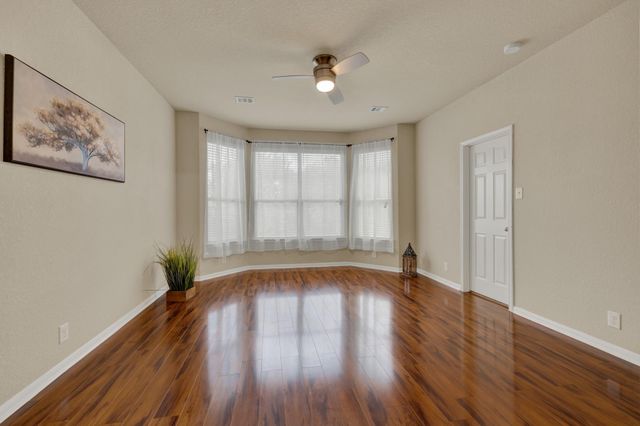 102 Wisteria WAY, San Marcos, TX 78666