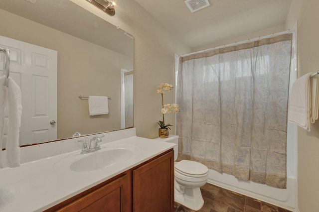 102 Wisteria WAY, San Marcos, TX 78666