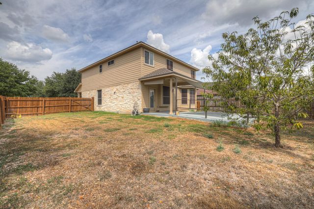 102 Wisteria WAY, San Marcos, TX 78666